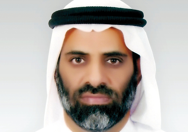 "حمد الرحومي"