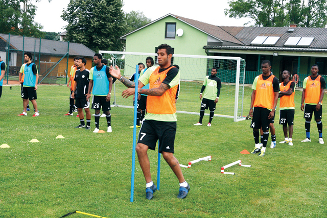 "جانب من استعدادات النصر في النمسا الموسم الماضي\t(البيان)"