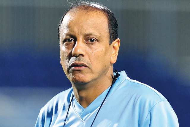 "السماوي يبدأ تدريباته 14 الجاري في ملاعب النادي"