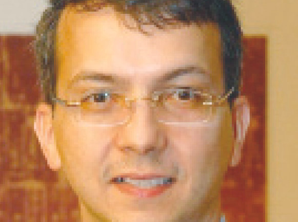 "طارق الرفاعي"