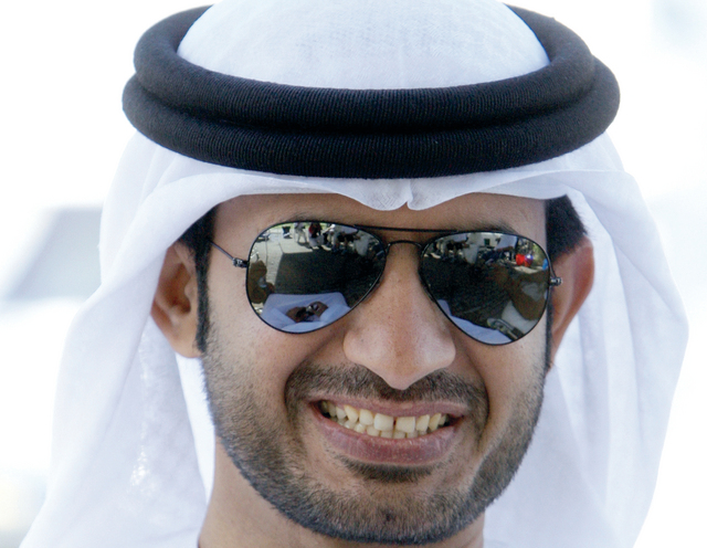 "ننتظر الكثير من فريق سكاي دايف دبي للدراجات المائية"