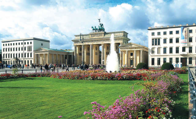 "برلين محط أنظار الزوار إلى ألمانيا\t (من المصدر)"
