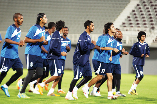 "الوحدة يستعد للموسم الجديد \t (البيان)"