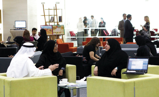 "خدمات متميزة تقدمها هيئة المعرفة لمراجعيها من المصدر"