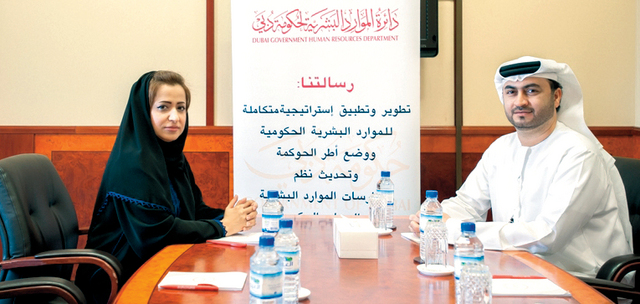 "أمل بن عدي وجمال السميطي خلال الاجتماع (من المصدر)"
