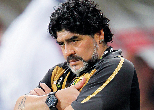 "الأسطورة حاول مع الإمبراطور ولكنه فشل البيان"
