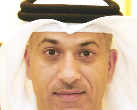 "فؤاد شرف : ثقة باستمرار النمو في مراكز التسوق"