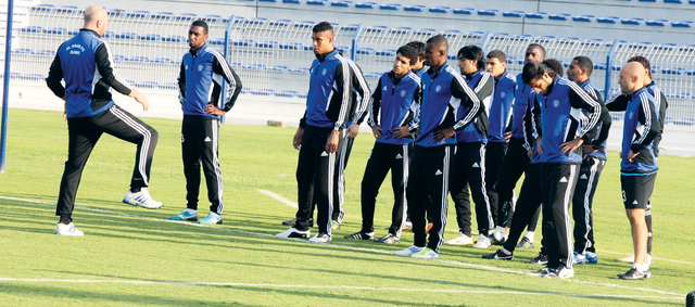"من تدريبات سابقة لفريق النصر \tالبيان"