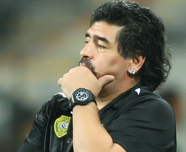 "موسم حافل ينتظر الوصل مع مدرب جديد\tالبيان"