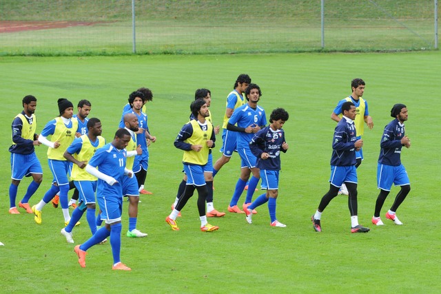 "جانب من تدريبات المنتخب \tتصوير : عادل النعيمي"