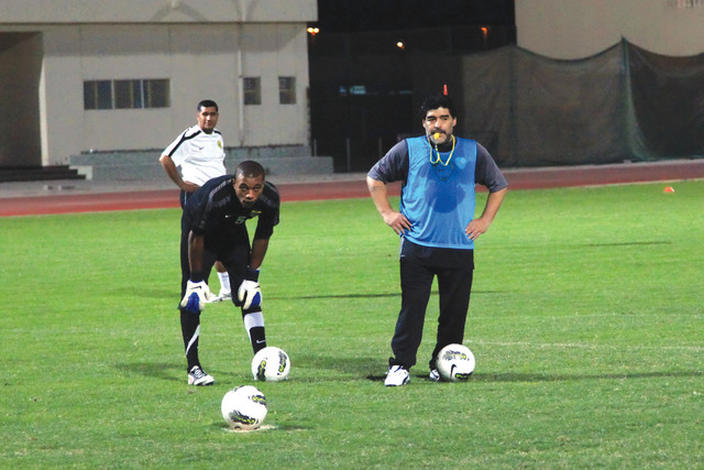 "مارادونا رحل دون أن يقدم لفرقة الفهود شيئاً\tالبيان"