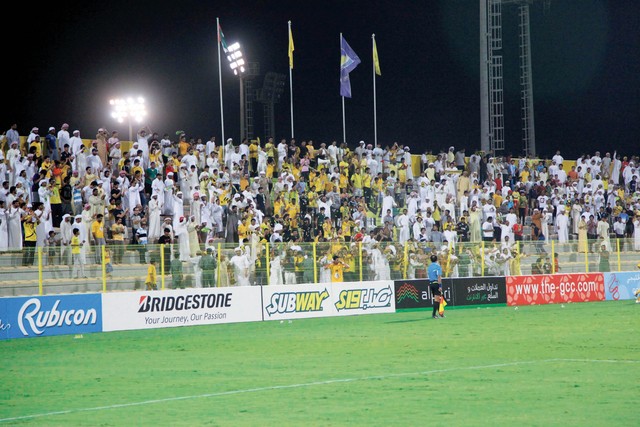 "جمهور الوصل يأمل في عودة الإمبراطور الموسم المقبل ( البيان)"