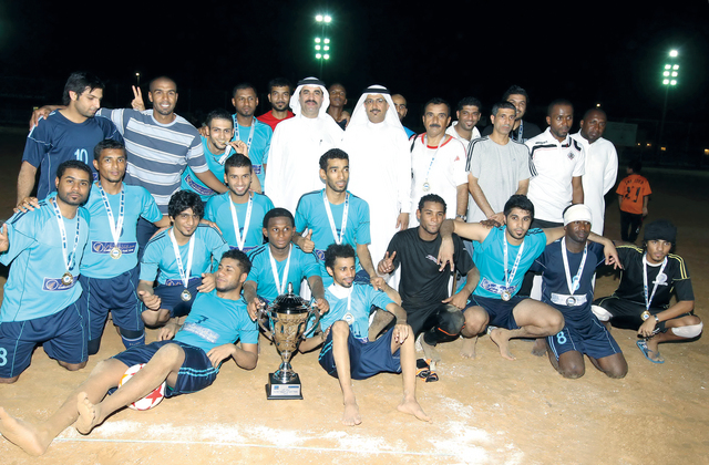 "تكريم الفريق الفائز بالبطولة من المصدر"