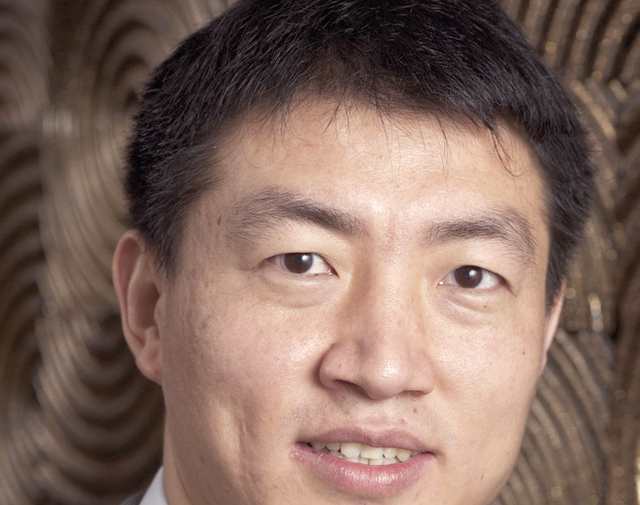 "دونغ وو :  سنشهد ازدياد التركيز على الاستثمار في تكنولوجيا المعلومات"