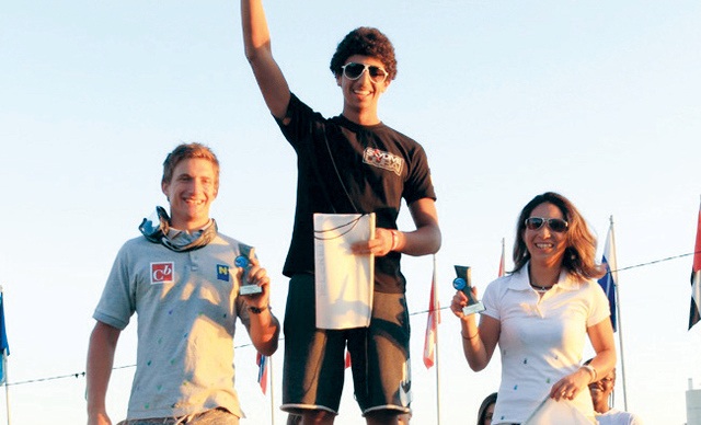 "المر في منصة التتويج\tمن المصدر"