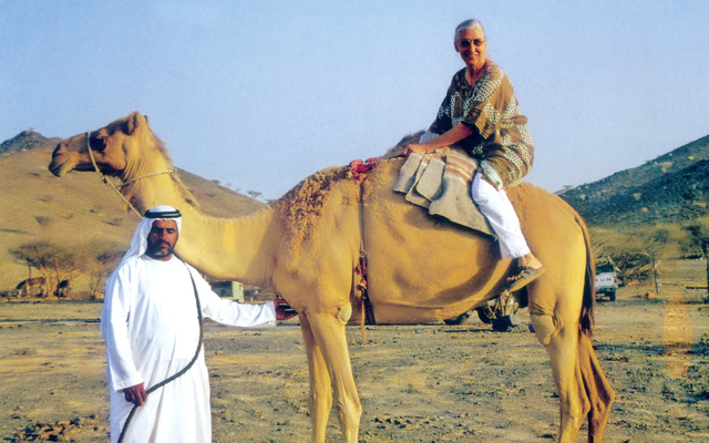 "مينا تحب الحياة البدوية"