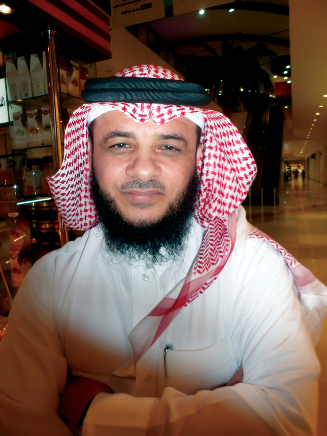 "سليمان السويطي"