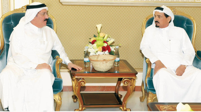 "وسموه خلال استقبال السفير القطري"