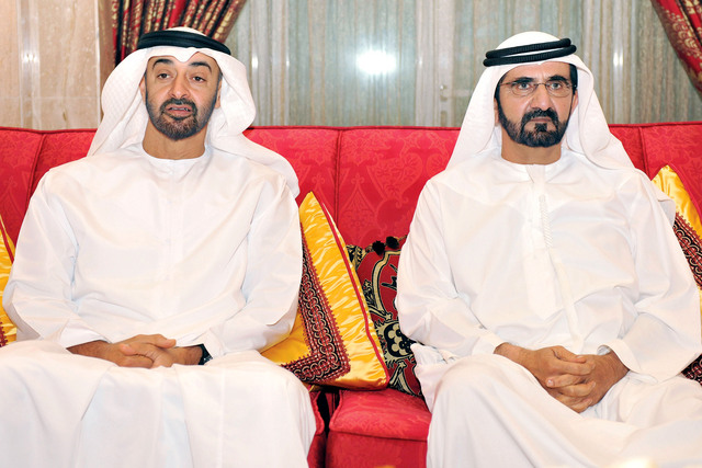 "محمد بن راشد لدى استقباله محمد بن زايد"