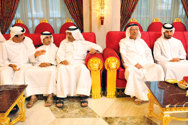 "ماجد بن محمد وسعيد آل مكتوم وعبدالغفار حسين وأحمد الطاير وخميس المزينة"