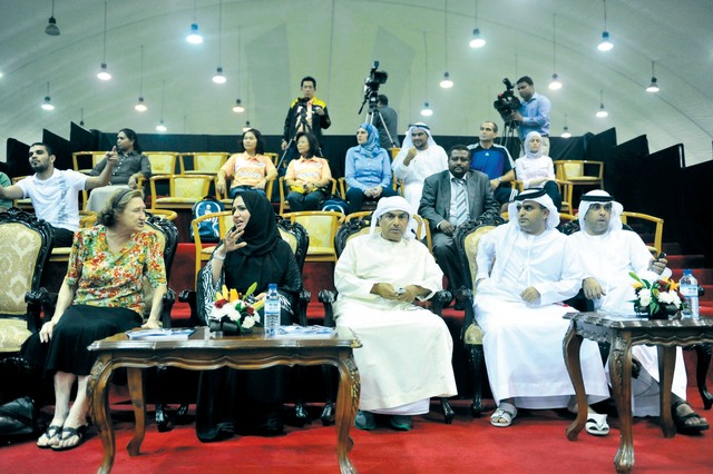 "الفريق الكعبي شهد انطلاق بطولة القدم النسائية من المصدر"