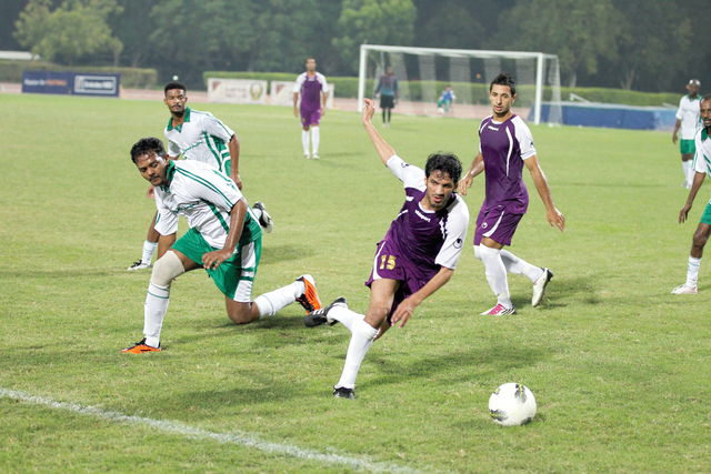 "التعليم العالي يقسو على ليدر سبورت تصوير: عمران خالد"