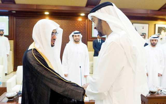 المعلا ومحمد بن زايد يشهدان محاضرة «من أعلام القرآن»