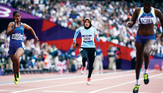 "خلال مشاركتها في تصفيات 100م \t ا ف ب"