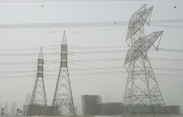 "رؤية معدومة امتدت على مدار يوم امس تصوير وليد دورة"