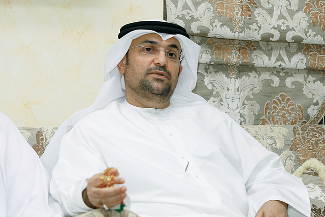 "عبدالله بن علي: «البيان» كان لها السبق في إبراز أخبارها إلكترونياً وعلى «التربية» أن توفر «آيباد» لكل طالب"