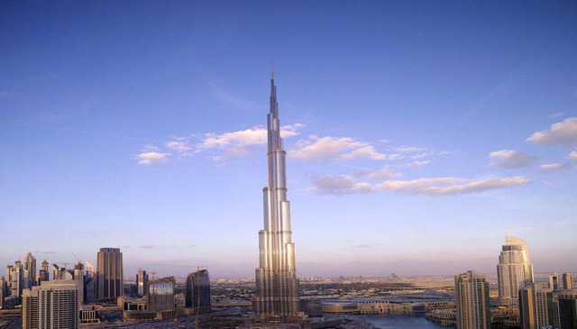 منصة برج خليفة ضمن أفضل 7 عالمياً
