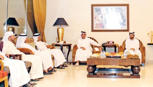 "سعود بن صقر ومحمد بن سعود خلال استقبال المهنئين وام"