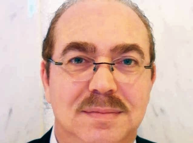 "مدحت برسوم"