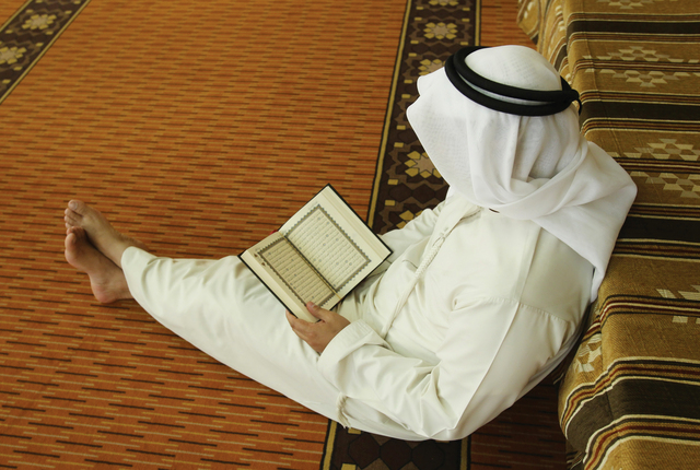 "حتى في العبادات هناك حدود لما يريده المسلم"