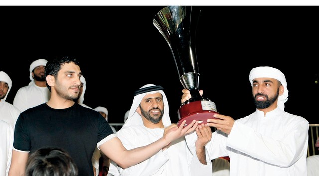 "أحمد محمد بن حميدان يتوج البطل \t البيان"