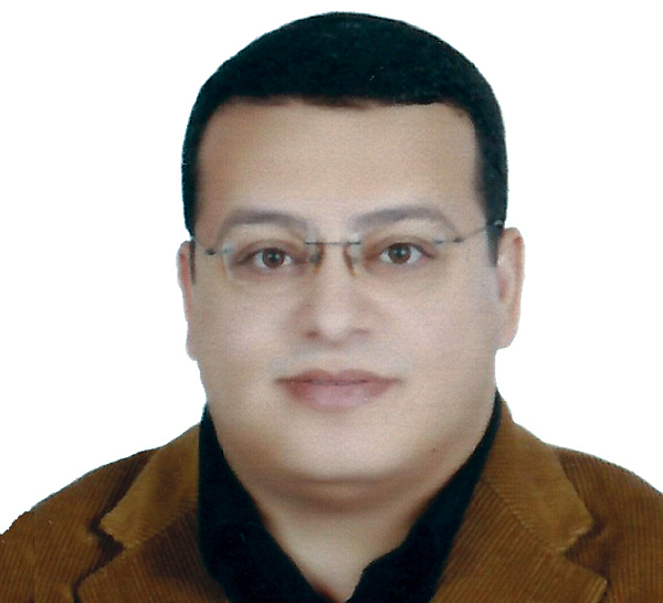 "الدكتور محمد فوزي"
