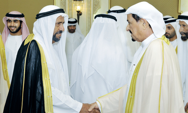 "النعيمي خلال استقبال جموع المهنئين\t وام"