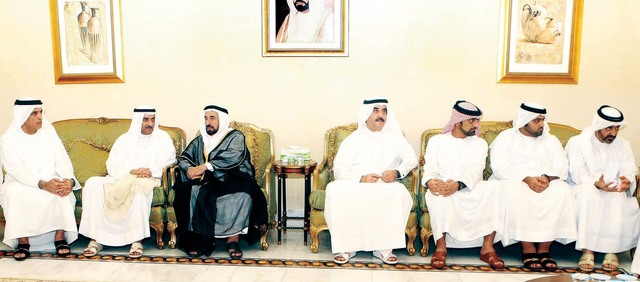 "سلطان القاسمي والشرقي والمعلا وسعود بن صقرالقاسمي وعمار النعيمي ومحمد الشرقي وعصام بن صقر \t\tوام"