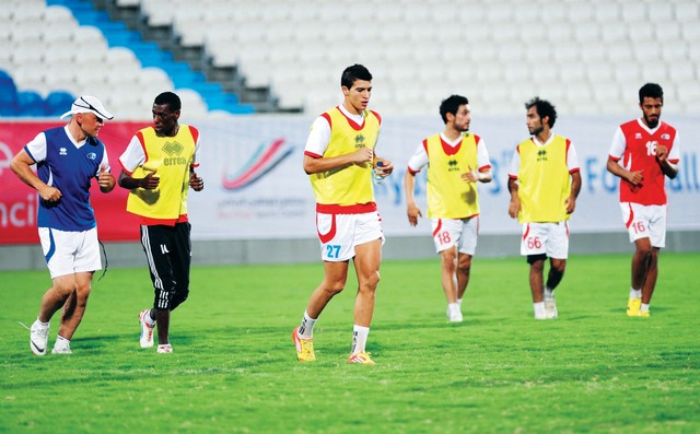 "من تدريبات بني ياس قبل السفر إلى معسكر البرتغال\tمن المصدر"