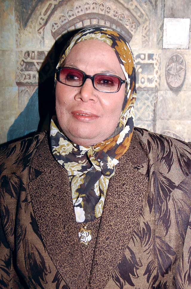 "آمنة نصير"
