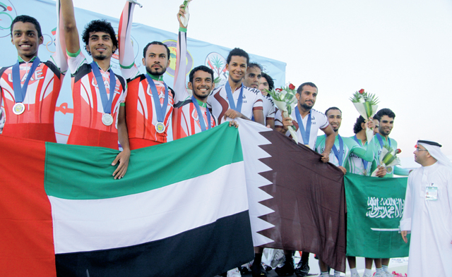 "دراجات الإمارات حاضرة بشكل دائم على منصات التتويج العربية\t(البيان)"