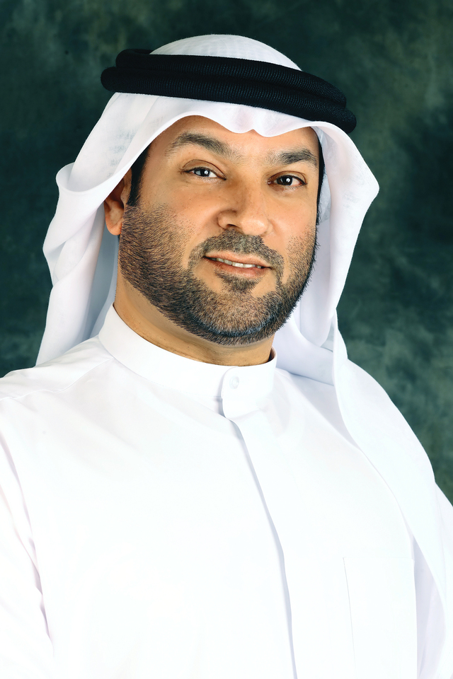 "سلطان السويدي"