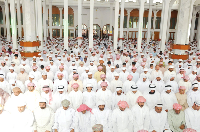 "المسجد اكتظ بالمصلين"