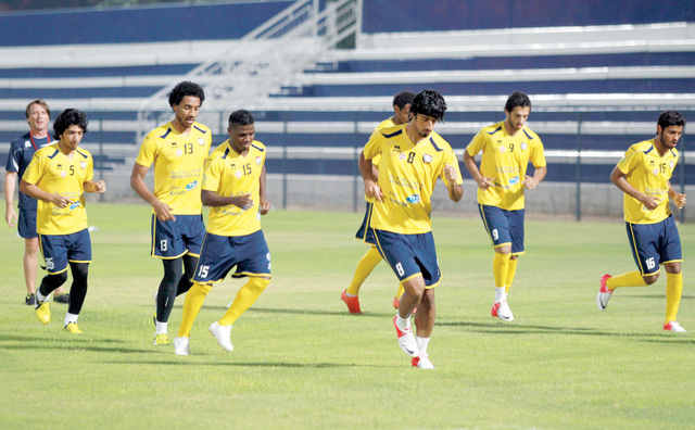"من تدريبات المنتخب في نادي النصر \t تصوير: سالم خميس"