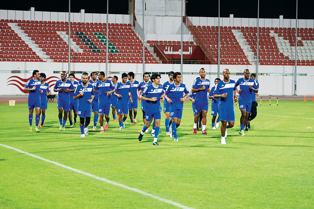 "جانب من تدريبات الشارقة \t (البيان"