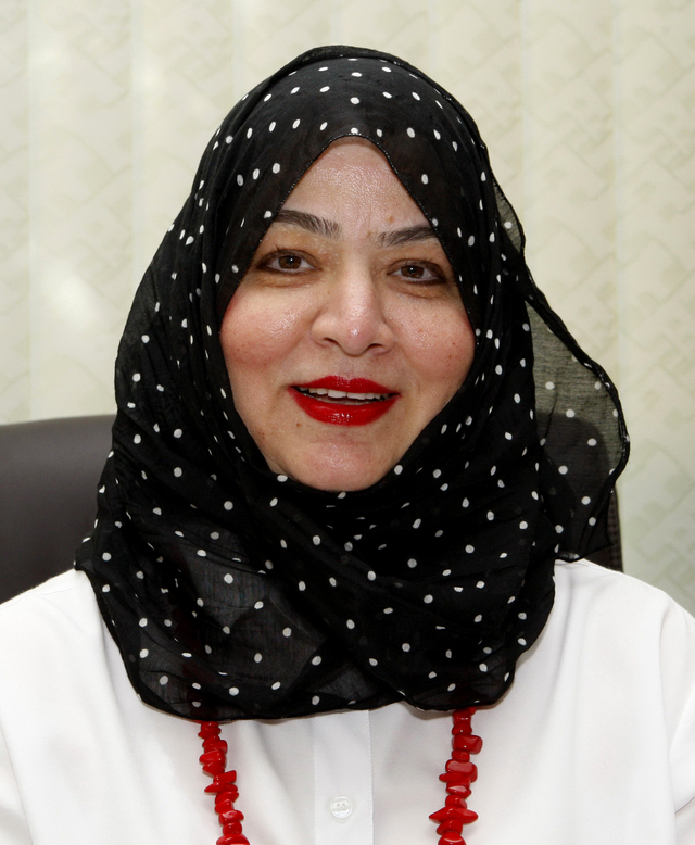 "فاتنة بيطار: يجب ألا يشكل الزي عبئاً على ولي الأمر وتخييره عند تحديد رسوم التسجيل"