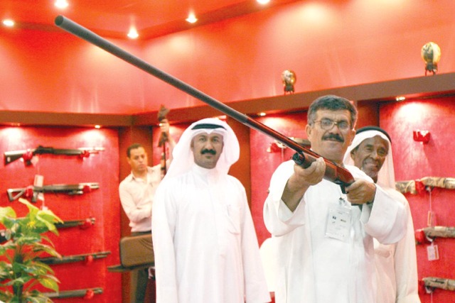 "أطول بندقية صيد في العالم"