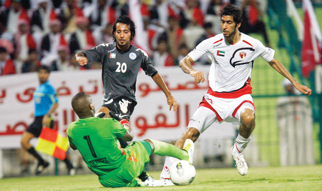 "جانب من مباراة الإمارات والظفرة \tتصوير مصطفى الأميري"