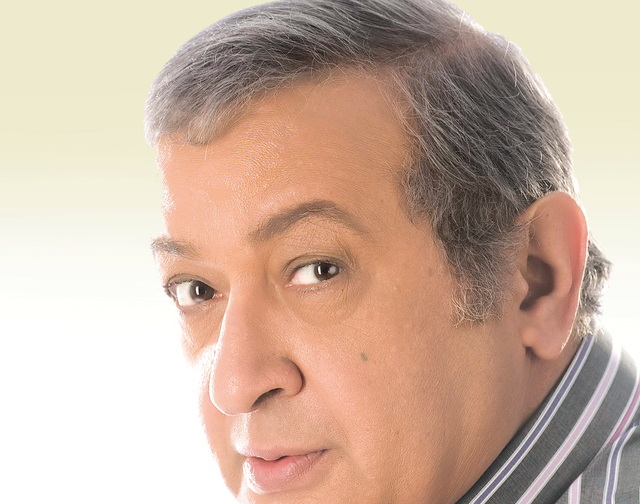 "نور الشريف"