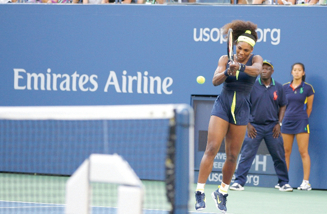 "سيرينا خلال المبارا ة يذكر ان طيران الامارات ترعى بطولة امريكا المفتوحة\t                ا ف ب"